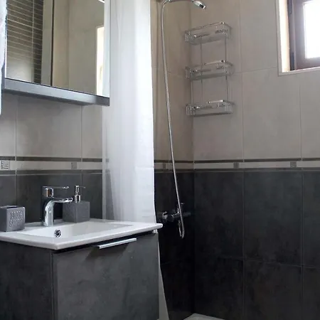 4 Bedroom * Néa Fókaia