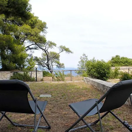4 Bedroom With Pool And Garden Villa Nea Fokea