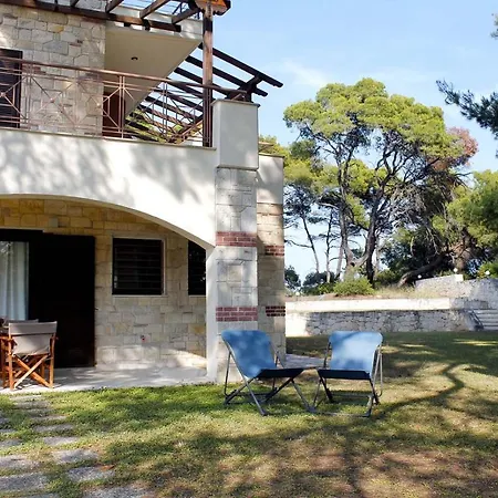 4 Bedroom With Pool And Garden * Nea Fokea