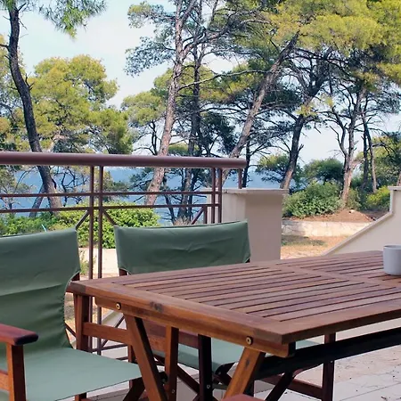 4 Bedroom * Néa Fókaia