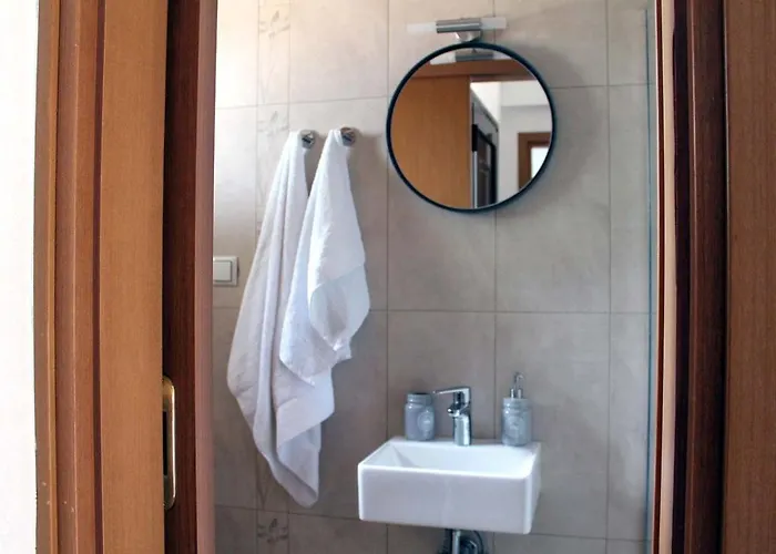4 Bedroom * Néa Fókaia