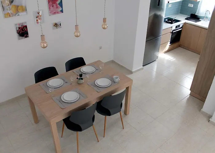Villa 4 Bedroom Néa Fókaia