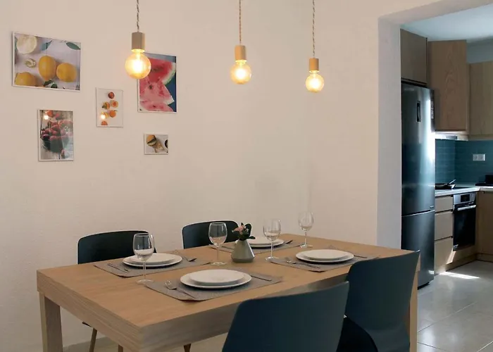 4 Bedroom * Néa Fókaia