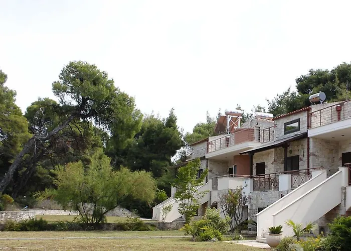 4 Bedroom * Néa Fókaia