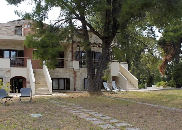 4 Bedroom Néa Fókaia