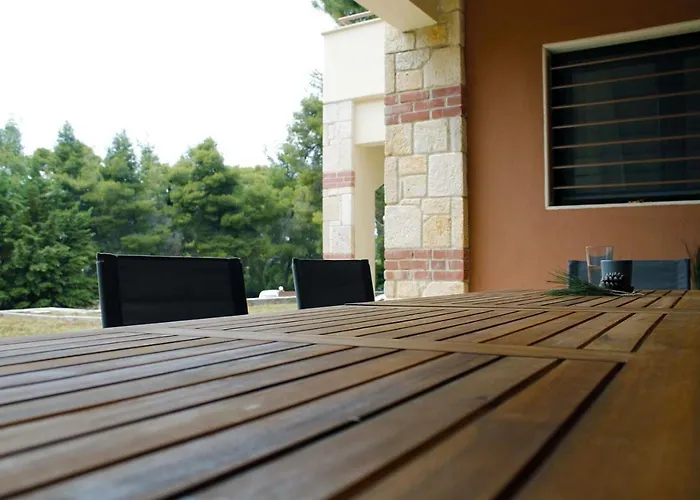 4 Bedroom * Néa Fókaia