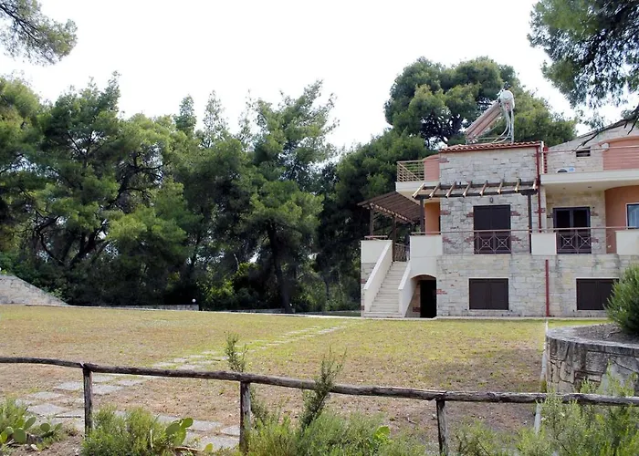 Vila 4 Bedroom Néa Fókaia