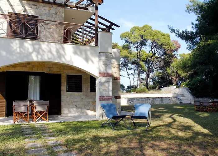 4 Bedroom * Néa Fókaia