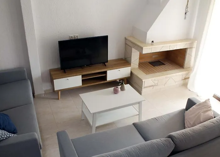 4 Bedroom Vila Néa Fókaia